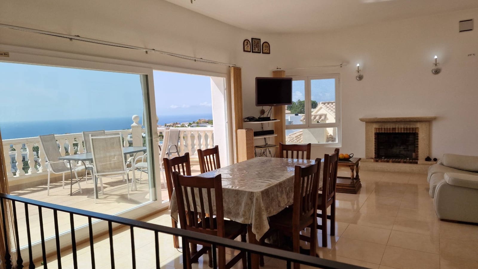 4 sovrum Villa till salu i Cumbre del Sol med pool - 716 000 € (Ref: 9406684)