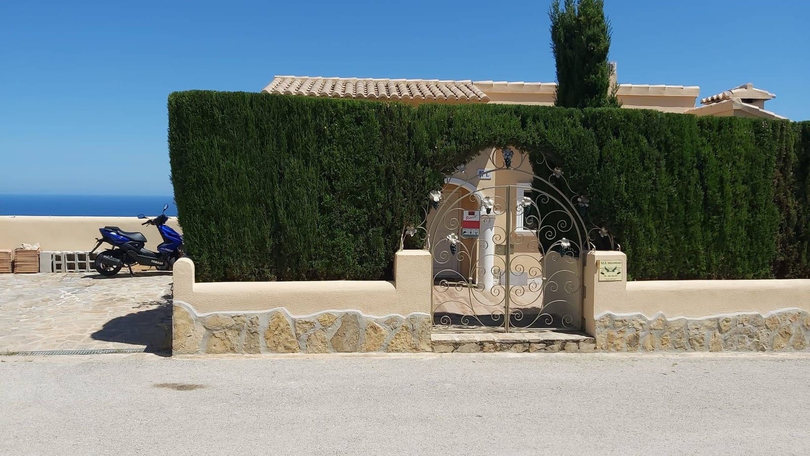 4 sovrum Villa till salu i Cumbre del Sol med pool - 716 000 € (Ref: 9406684)