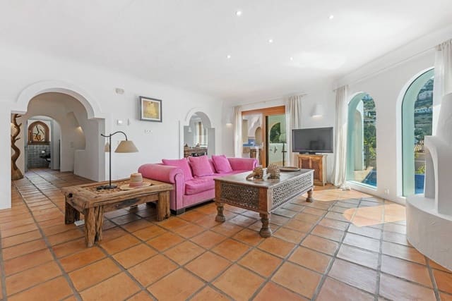 3 bedroom Villa for sale in Paichi, Teulada-Moraira with pool garage - € 1,995,000 (Ref: 9414036)