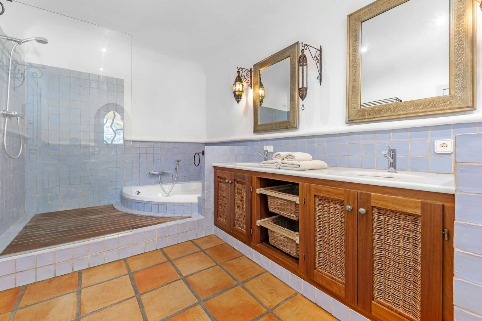 3 soveværelse Villa til salg i Moraira med swimmingpool garage - € 1.995.000 (Ref: 9414036)