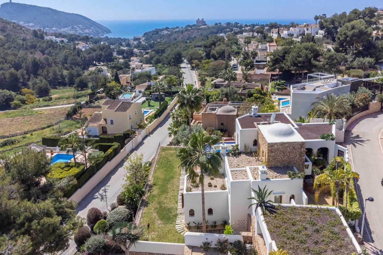 3 soveværelse Villa til salg i Moraira med swimmingpool garage - € 1.995.000 (Ref: 9414036)