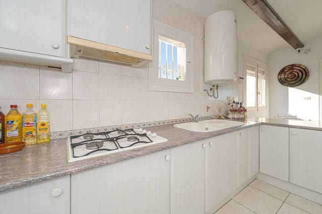 4 soverom Villa til salgs i Monte Pedreguer, Pedreguer med svømmebasseng - € 370 000 (Ref: 9452075)