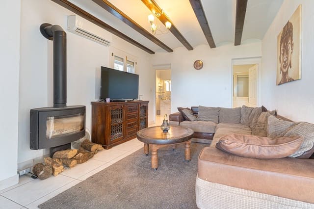 4 soverom Villa til salgs i Monte Pedreguer, Pedreguer med svømmebasseng - € 370 000 (Ref: 9452075)