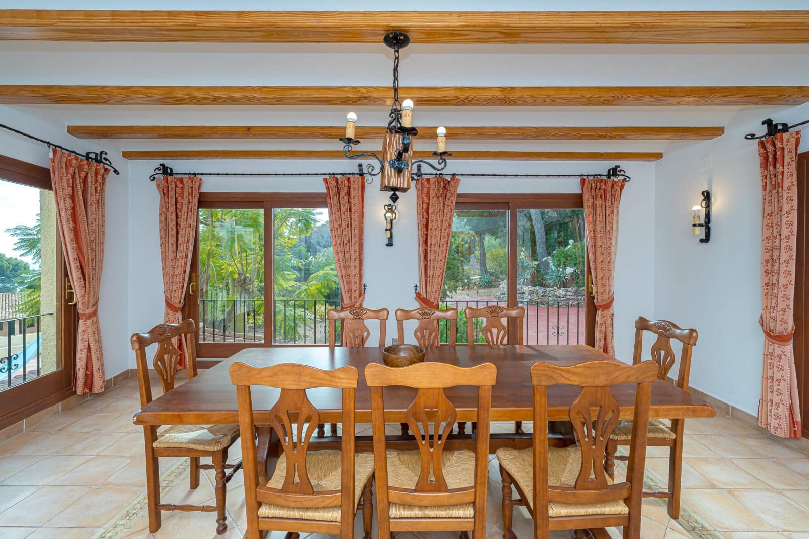 Villa/Maison de 5 chambres à louer à Benissa avec piscine - 3 500 € (Ref: 9462025)