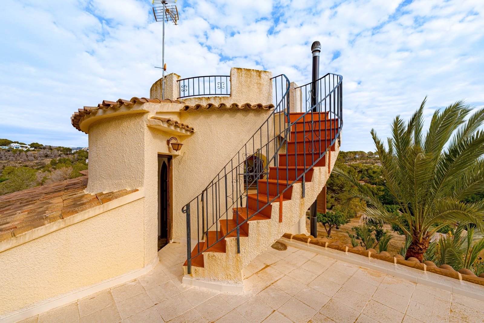 Villa/Maison de 5 chambres à louer à Benissa avec piscine - 3 500 € (Ref: 9462025)