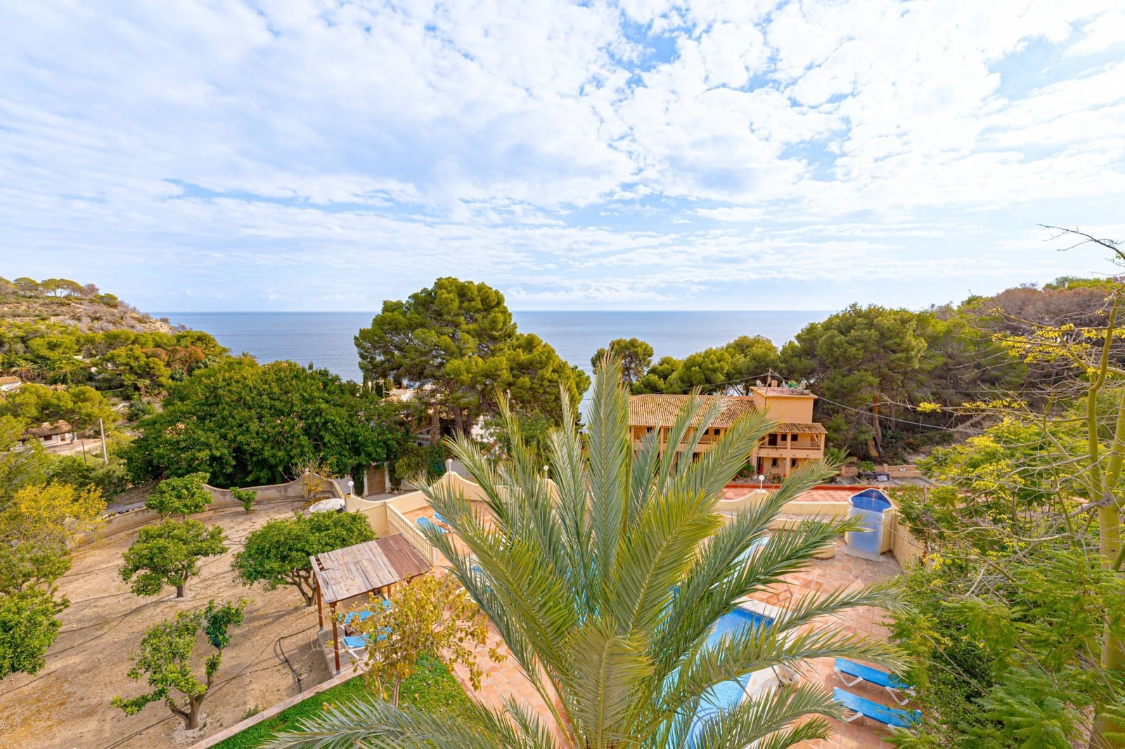 Villa/Maison de 5 chambres à louer à Benissa avec piscine - 3 500 € (Ref: 9462025)