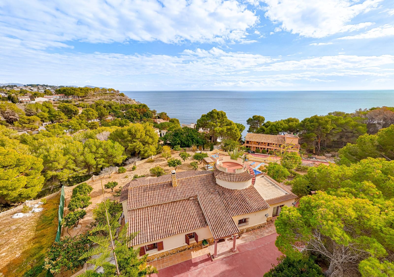 Villa/Maison de 5 chambres à louer à Benissa avec piscine - 3 500 € (Ref: 9462025)