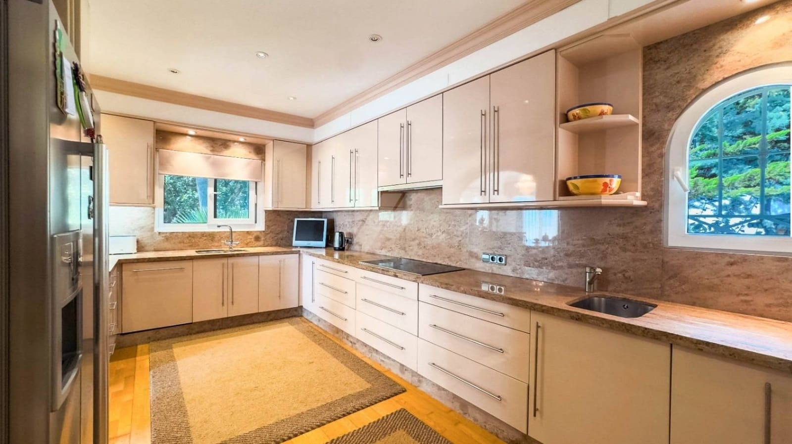 6 soveværelse Villa til salg i Moraira med swimmingpool - € 2.100.000 (Ref: 9533670)