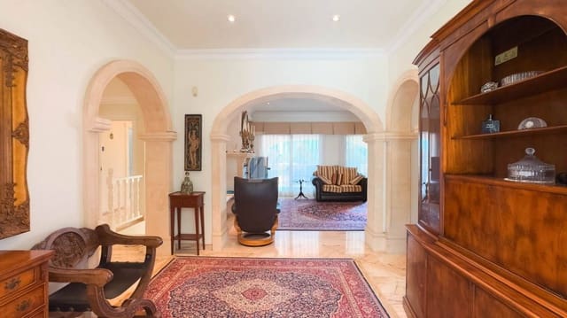 6 soveværelse Villa til salg i Moraira, Teulada-Moraira med swimmingpool - € 2.100.000 (Ref: 9533670)