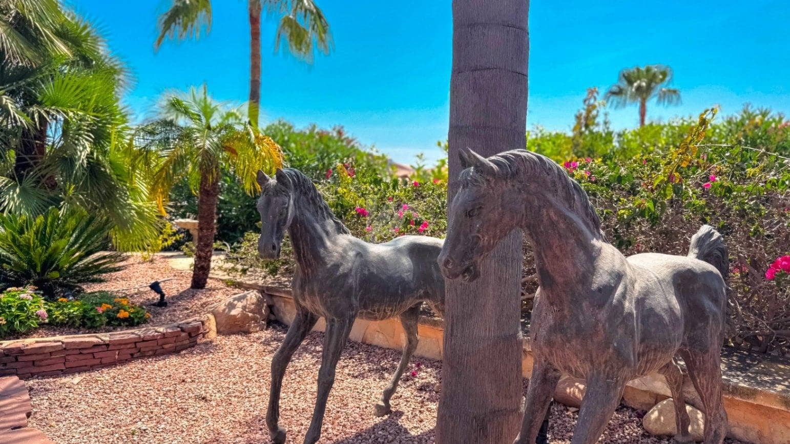 6 soveværelse Villa til salg i Moraira med swimmingpool - € 2.100.000 (Ref: 9533670)