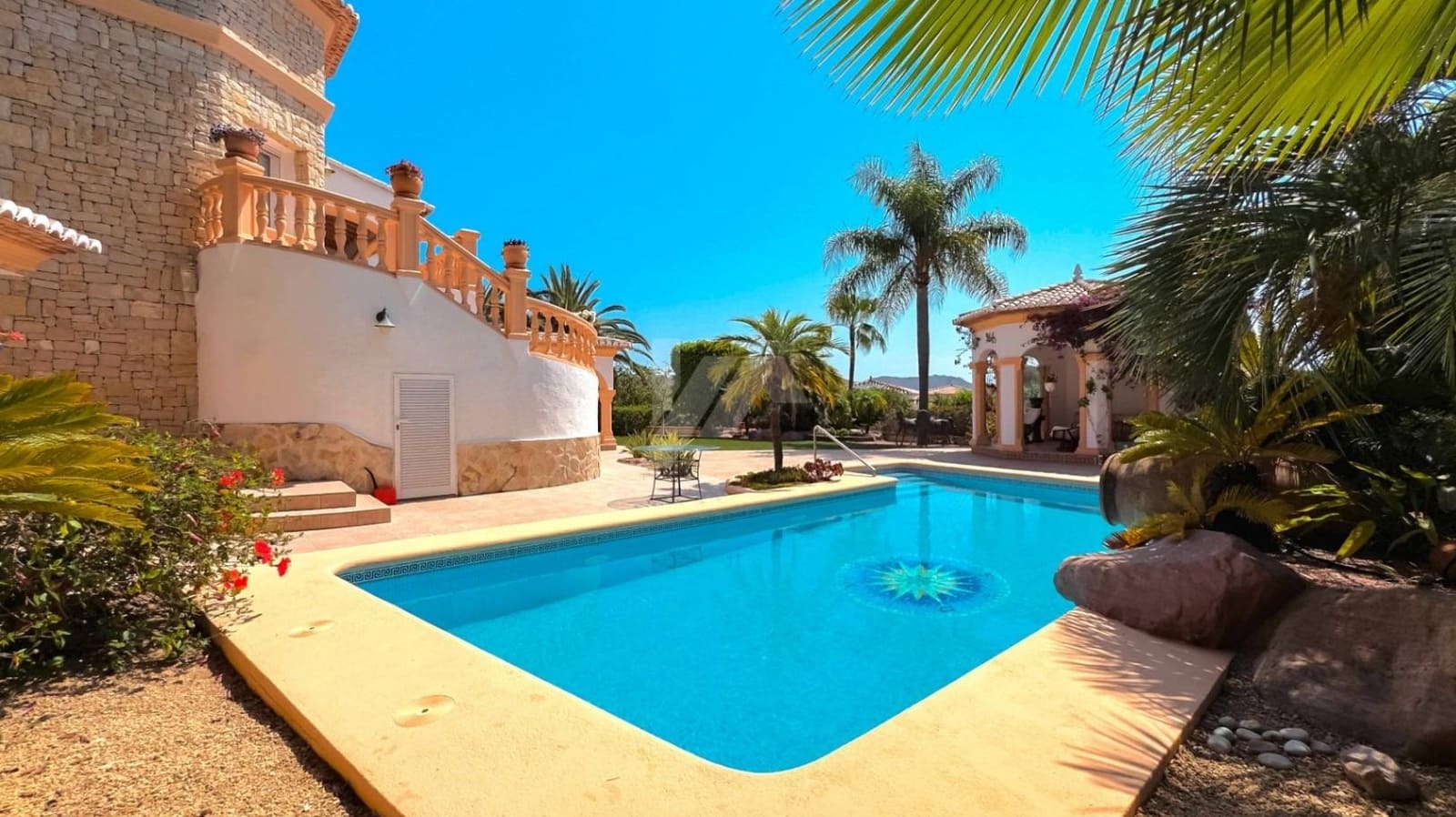 6 soveværelse Villa til salg i Moraira med swimmingpool - € 2.100.000 (Ref: 9533670)