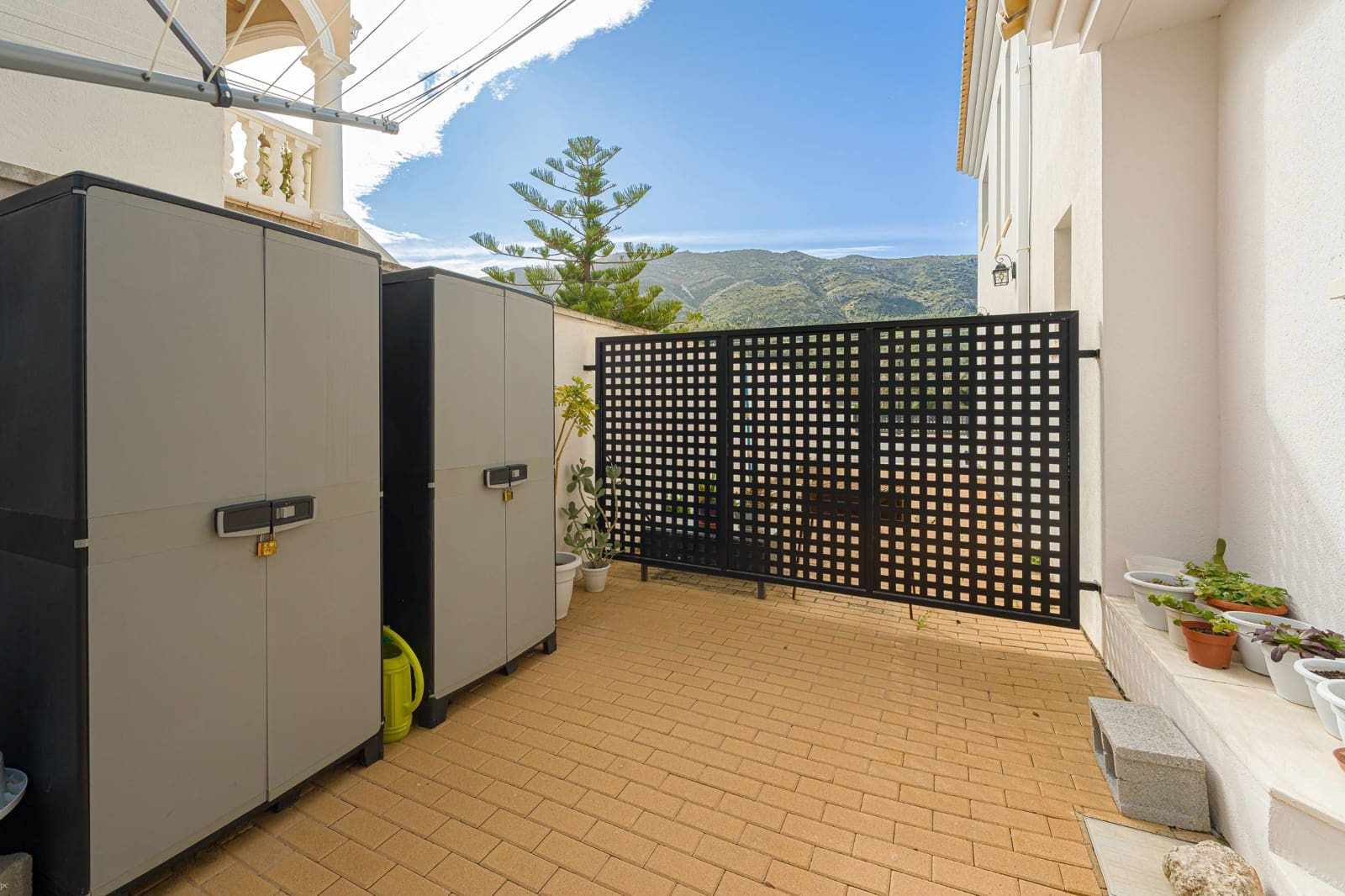 3 bedroom Terraced Villa for sale in Parcent with garage - € 210,000 (Ref: 9565117)