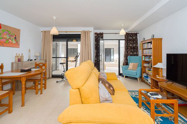 3 slaapkamer Rijtjeshuis te koop in Parcent met garage - € 195.000 (Ref: 9565117)