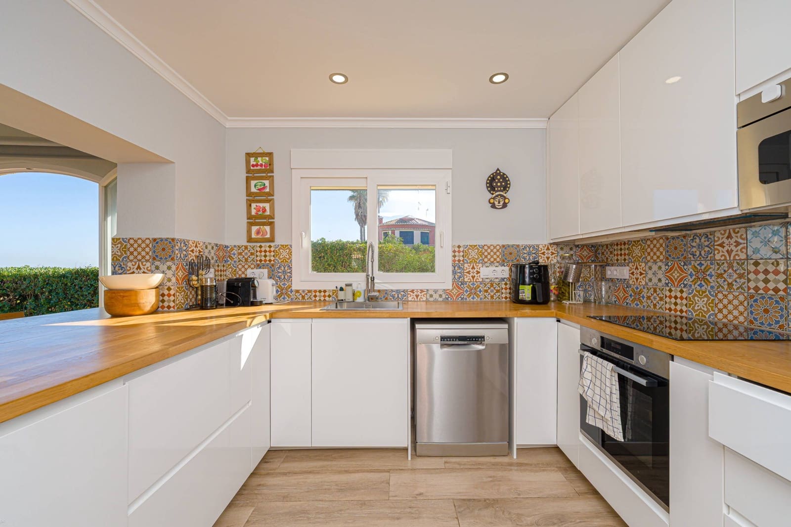 3 bedroom Villa for sale in Denia - € 799,500 (Ref: 9596058)