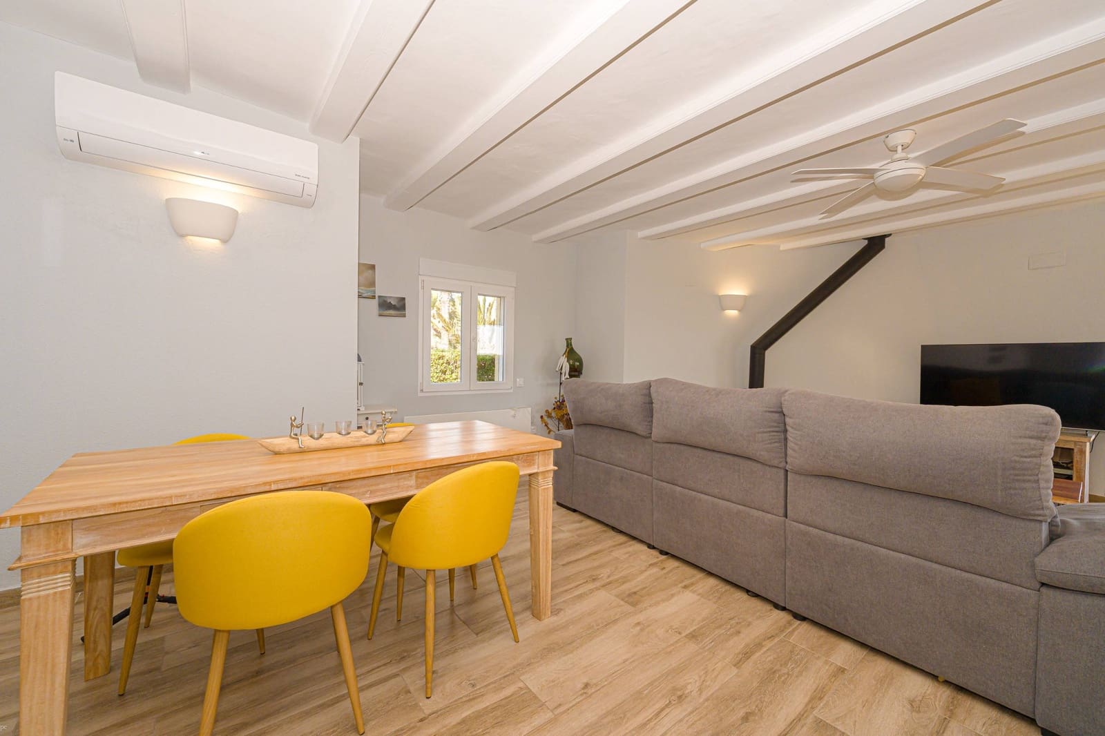 3 bedroom Villa for sale in Denia - € 799,500 (Ref: 9596058)