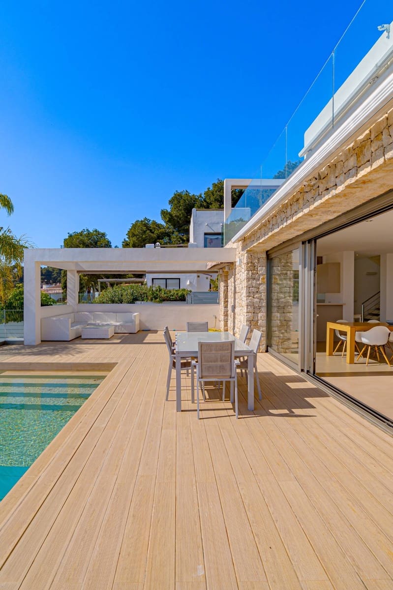 4 soverom Villa til salgs i Javea / Xabia med svømmebasseng garasje - € 1 299 000 (Ref: 9666438)