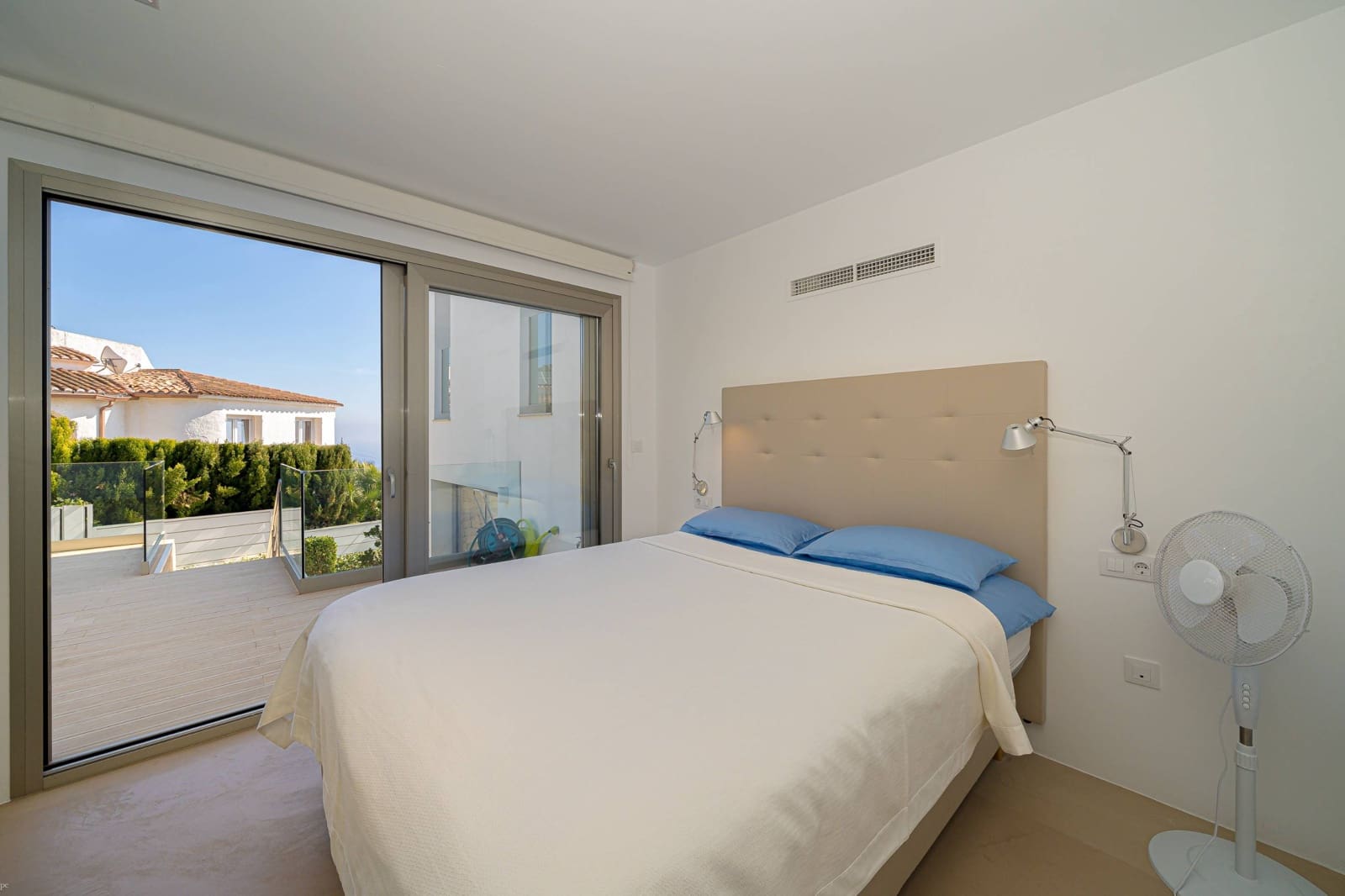 4 soverom Villa til salgs i Javea / Xabia med svømmebasseng garasje - € 1 299 000 (Ref: 9666438)