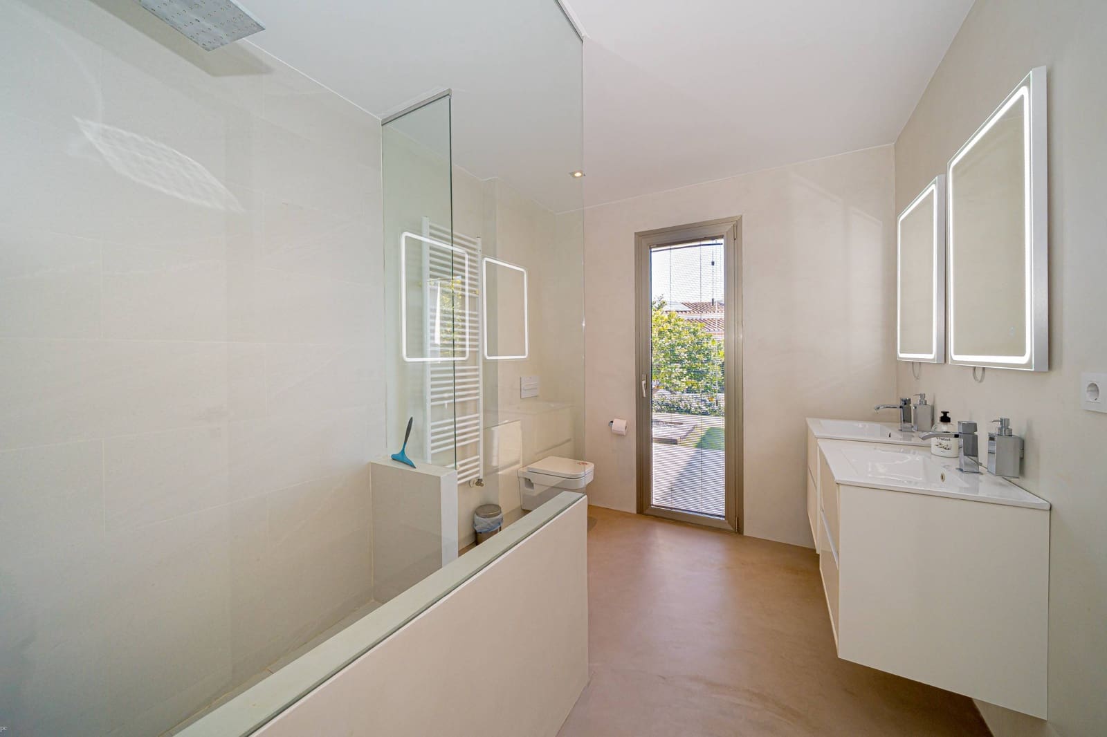 4 soverom Villa til salgs i Javea / Xabia med svømmebasseng garasje - € 1 299 000 (Ref: 9666438)