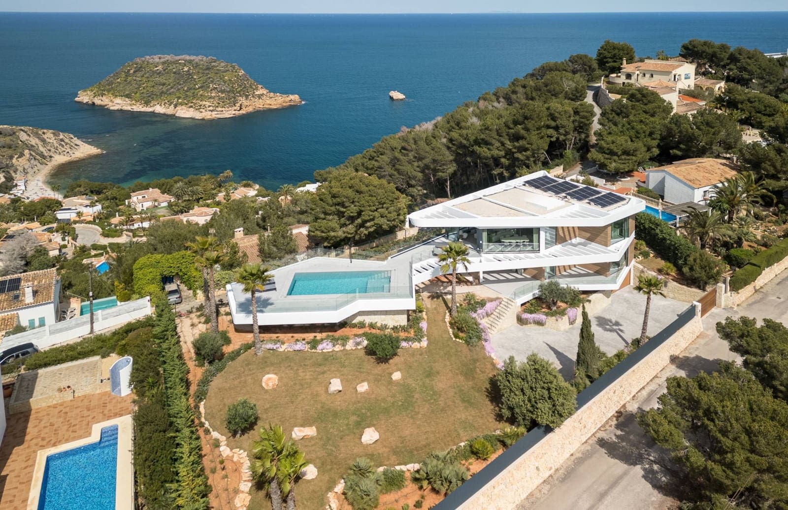 4 bedroom Villa for sale in Javea / Xabia with pool garage - € 3,995,000 (Ref: 9666440)