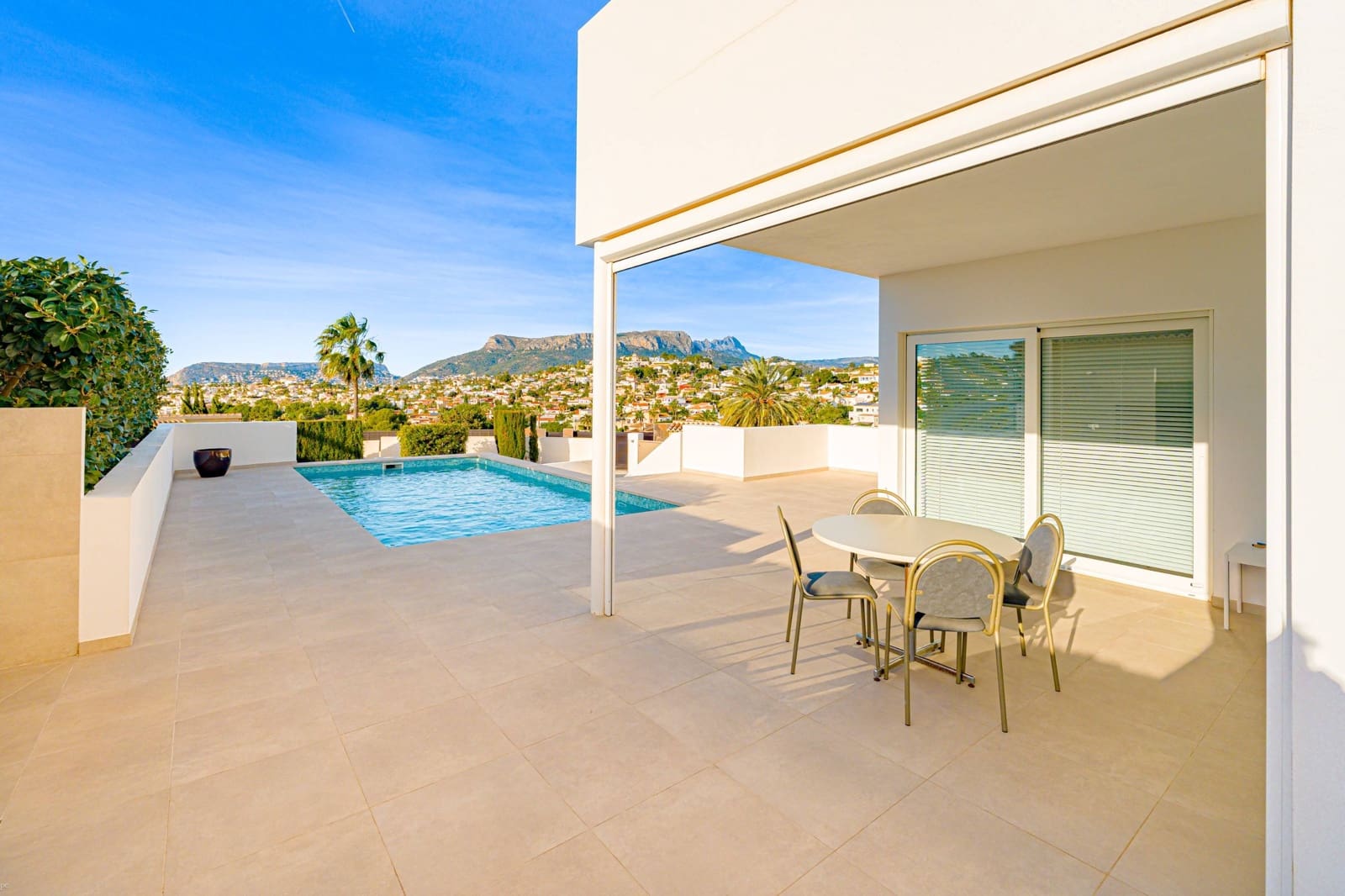 4 Zimmer Villa zu verkaufen in Calpe / Calp mit Pool - 1.380.000 € (Ref: 9674150)