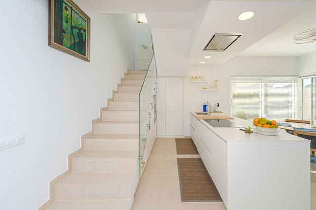 4 Zimmer Villa zu verkaufen in Calpe / Calp mit Pool - 1.380.000 € (Ref: 9674150)