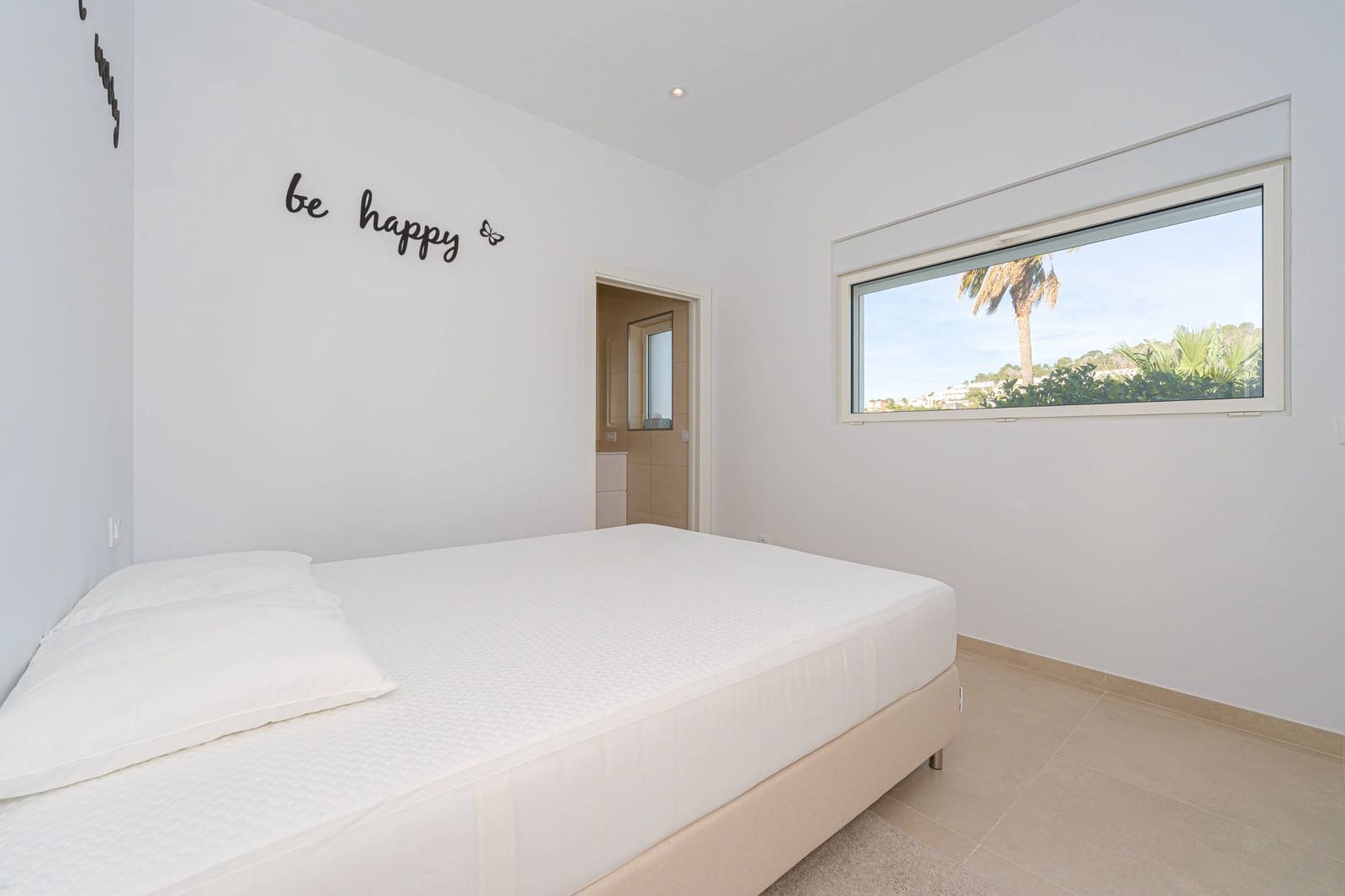 4 bedroom Villa for sale in Calpe / Calp with pool garage - € 1,380,000 (Ref: 9674150)