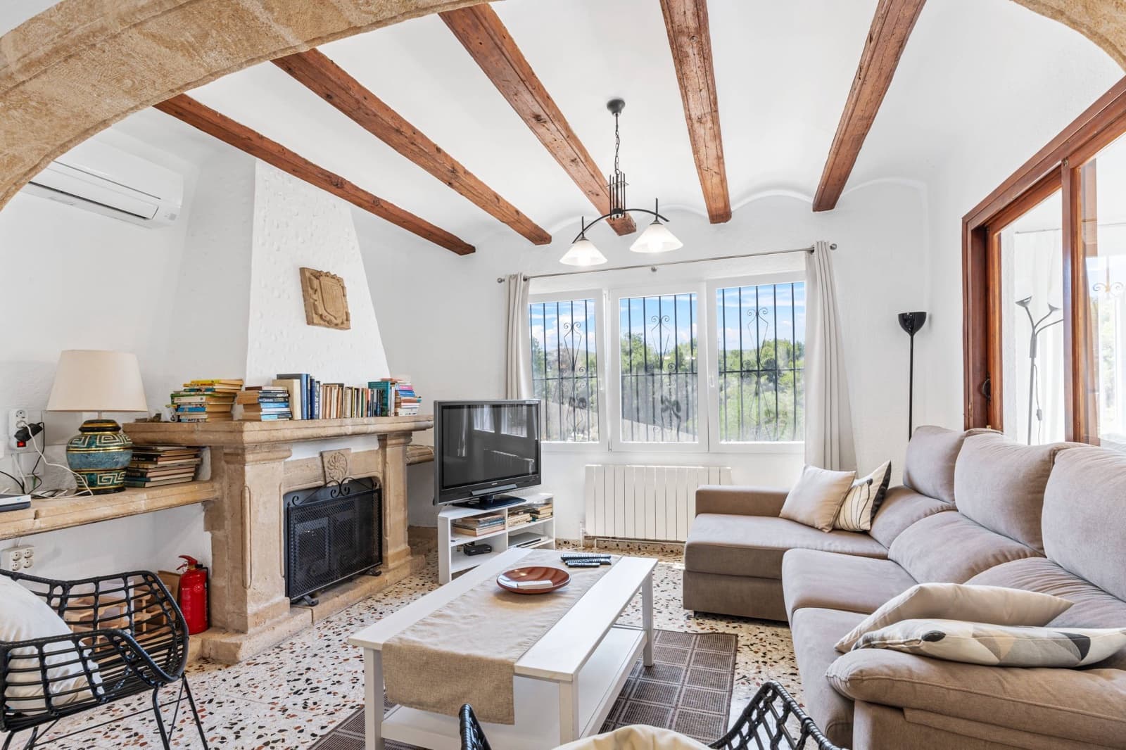 4 sypialnia Willa na sprzedaż w Javea / Xabia z basenem - 750 000 € (Ref: 9674152)