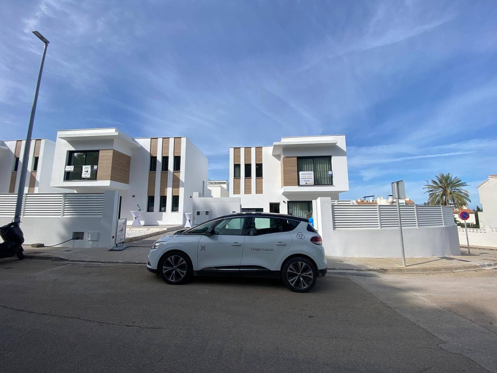 3 bedroom Villa for sale in Denia with pool garage - € 675,000 (Ref: 9679799)