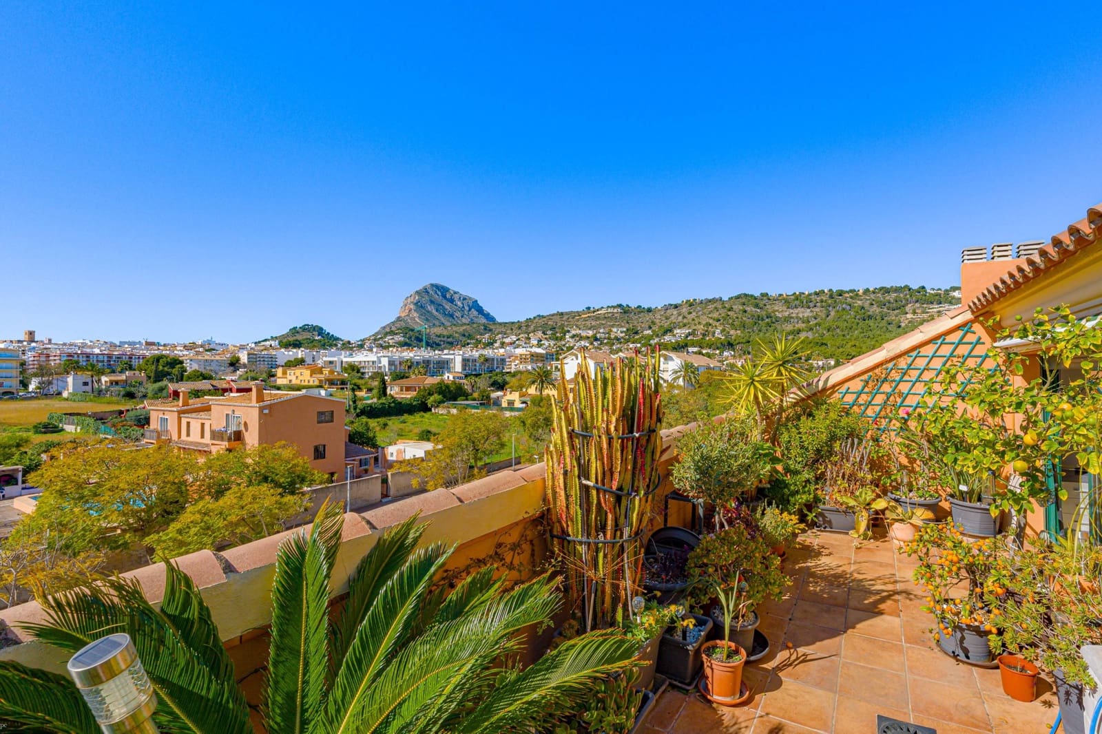 2 soveværelse Penthouse til salg i Javea / Xabia med swimmingpool garage - € 450.000 (Ref: 9679800)