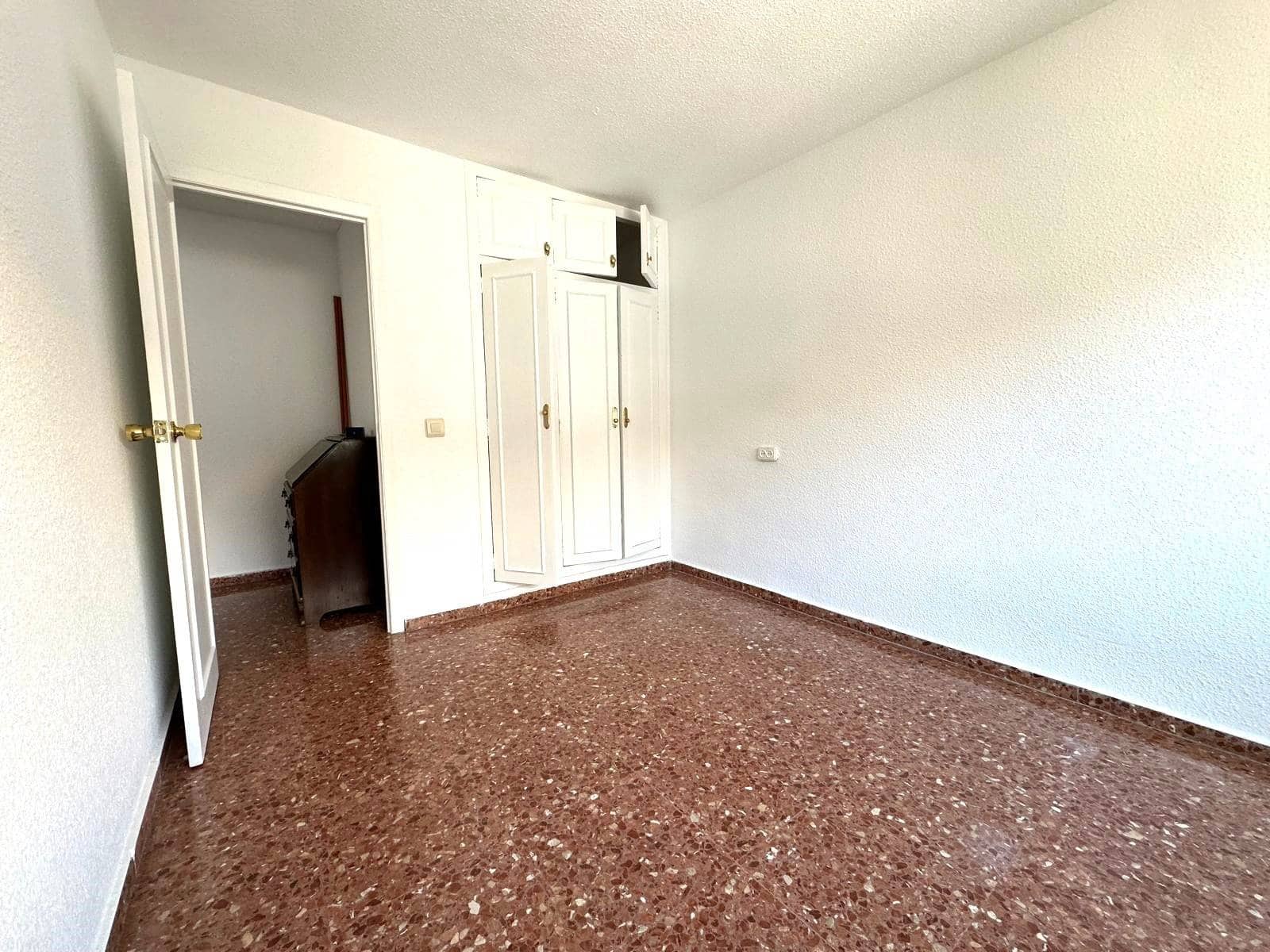 3 soveværelse Lejlighed til salg i Javea / Xabia med garage - € 330.000 (Ref: 9721627)