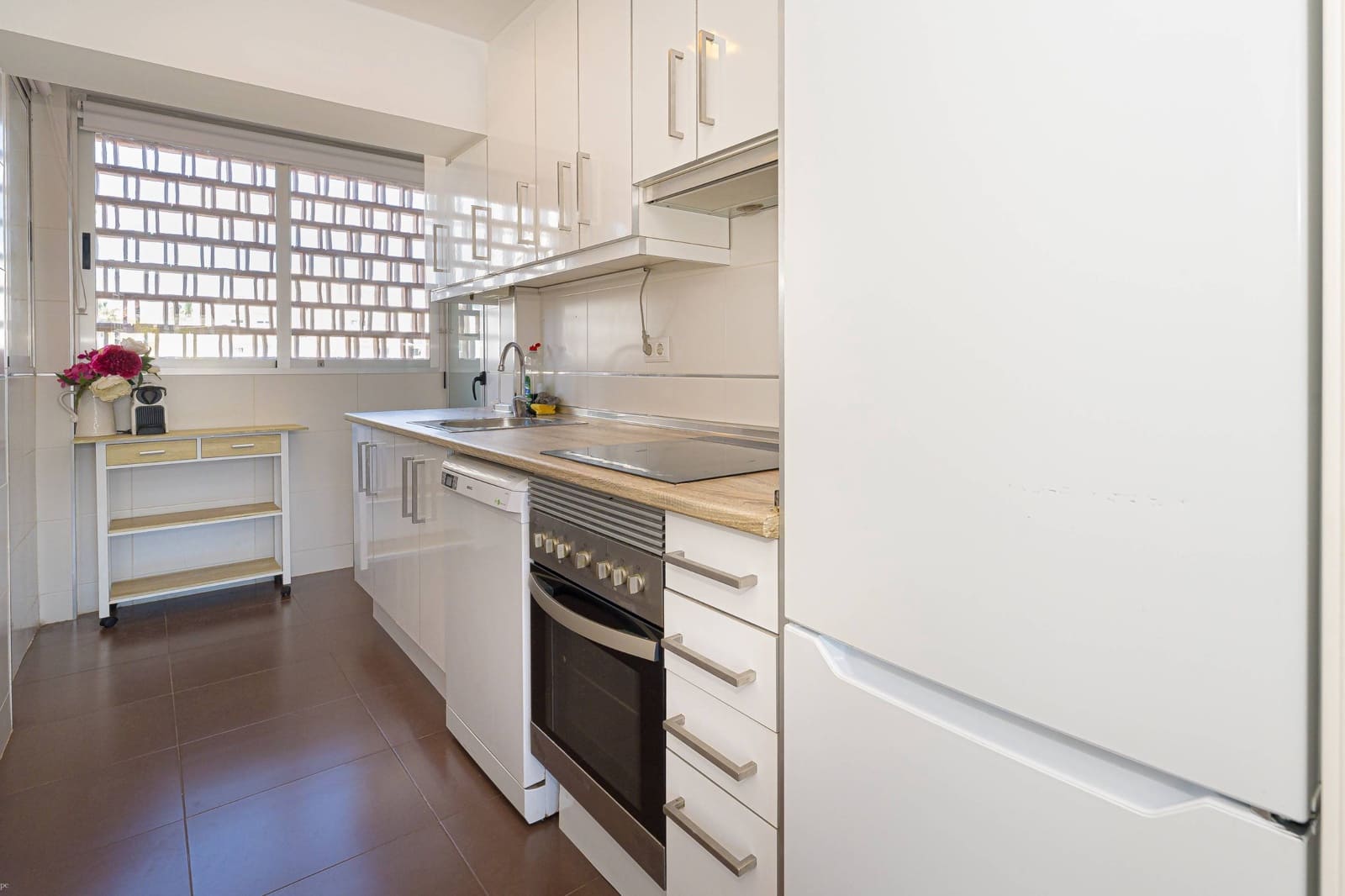 3 bedroom Apartment for sale in Arenal - € 325,000 (Ref: 9721629)