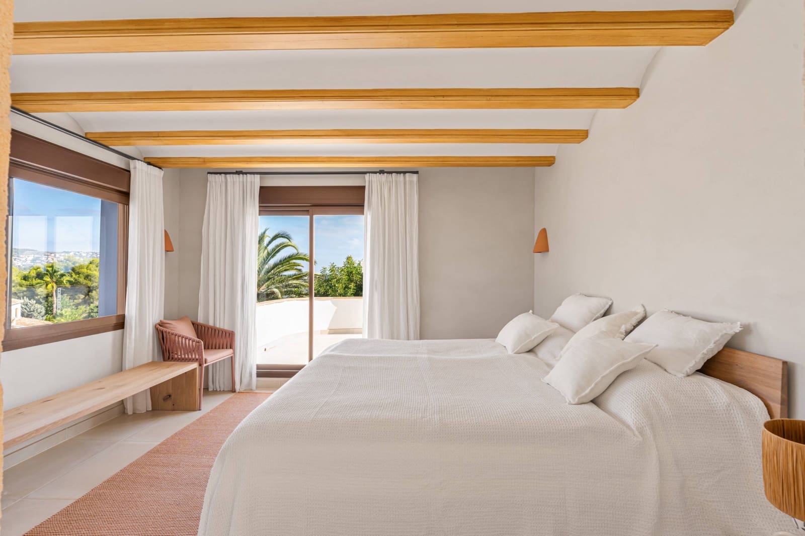 3 slaapkamer Villa te koop in Javea / Xabia met zwembad - € 2.450.000 (Ref: 9732046)