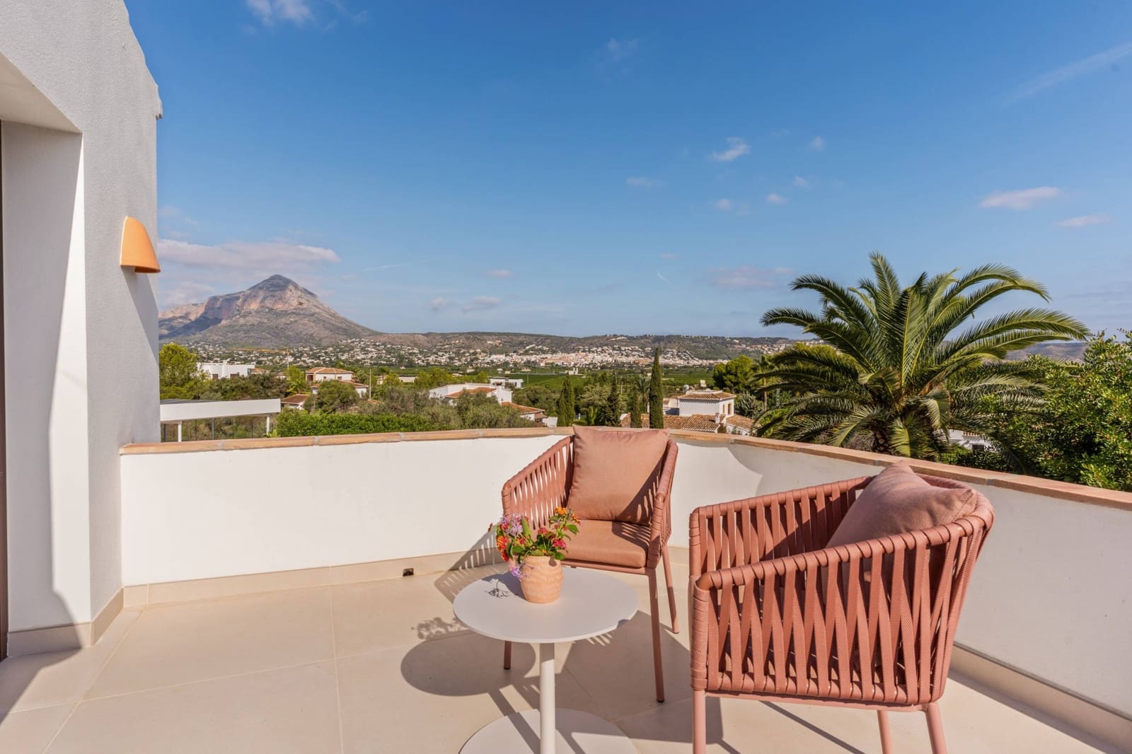 3 slaapkamer Villa te koop in Javea / Xabia met zwembad - € 2.450.000 (Ref: 9732046)