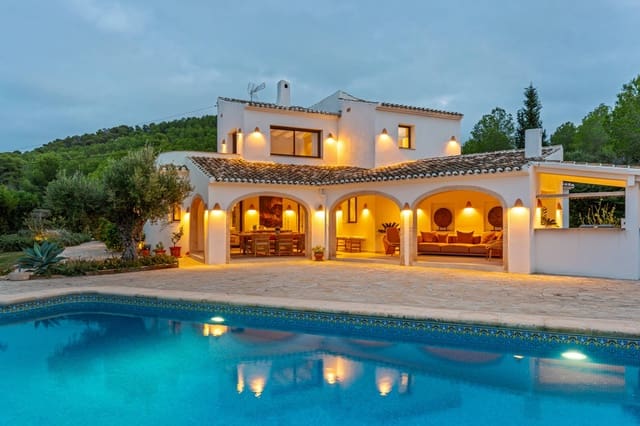 3 soveværelse Villa til salg i Javea / Xàbia med swimmingpool - € 2.450.000 (Ref: 9732046)