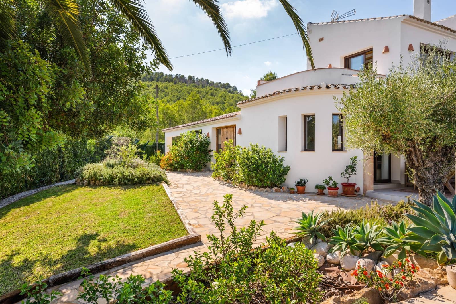 3 slaapkamer Villa te koop in Javea / Xabia met zwembad - € 2.450.000 (Ref: 9732046)