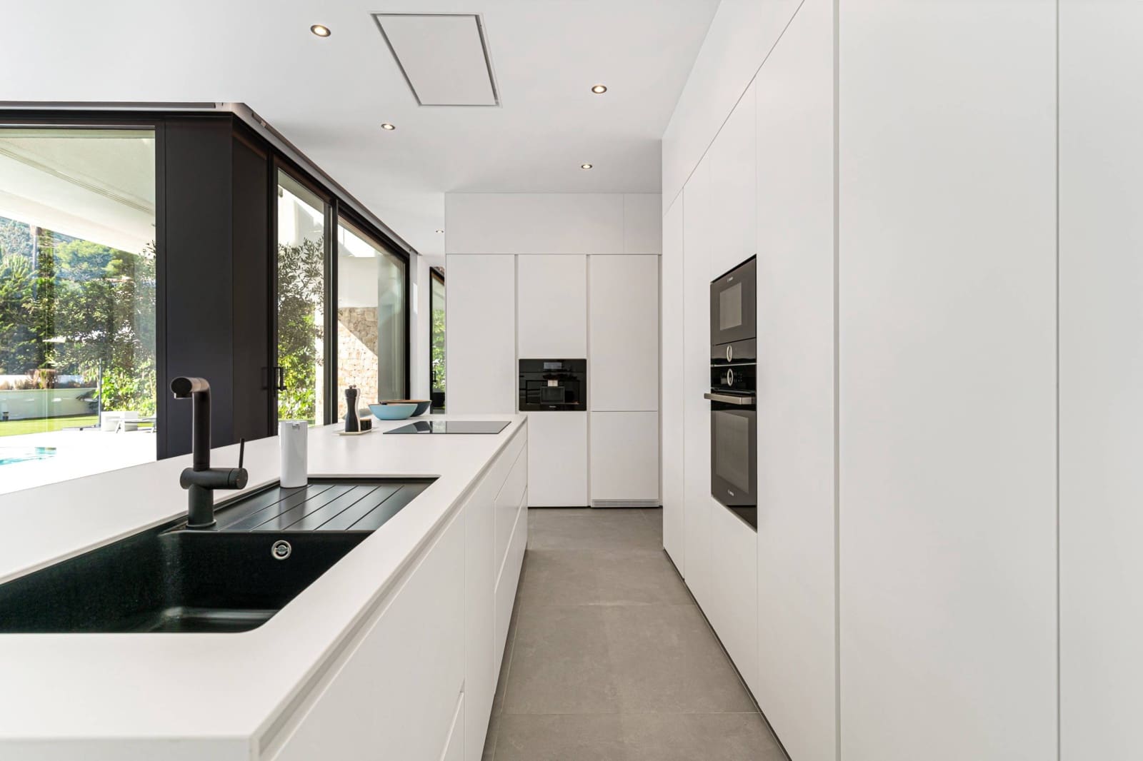 3 bedroom Villa for sale in Denia with pool - € 1,195,000 (Ref: 9732047)