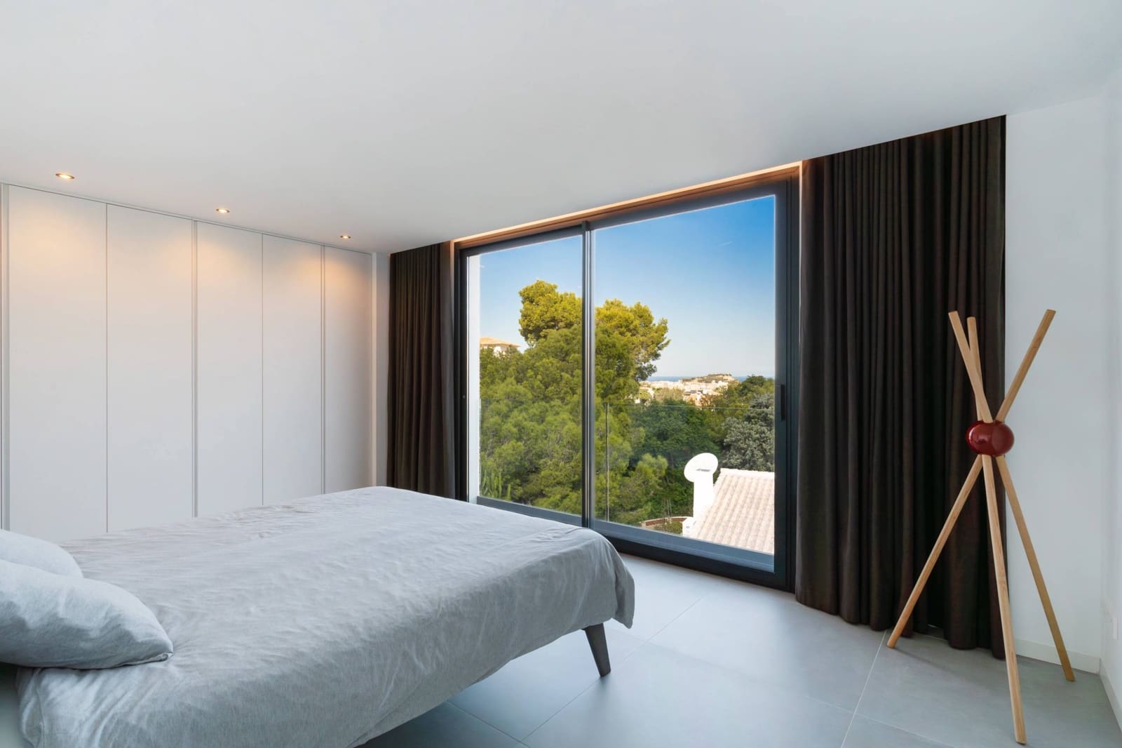 3 bedroom Villa for sale in Denia with pool - € 1,195,000 (Ref: 9732047)