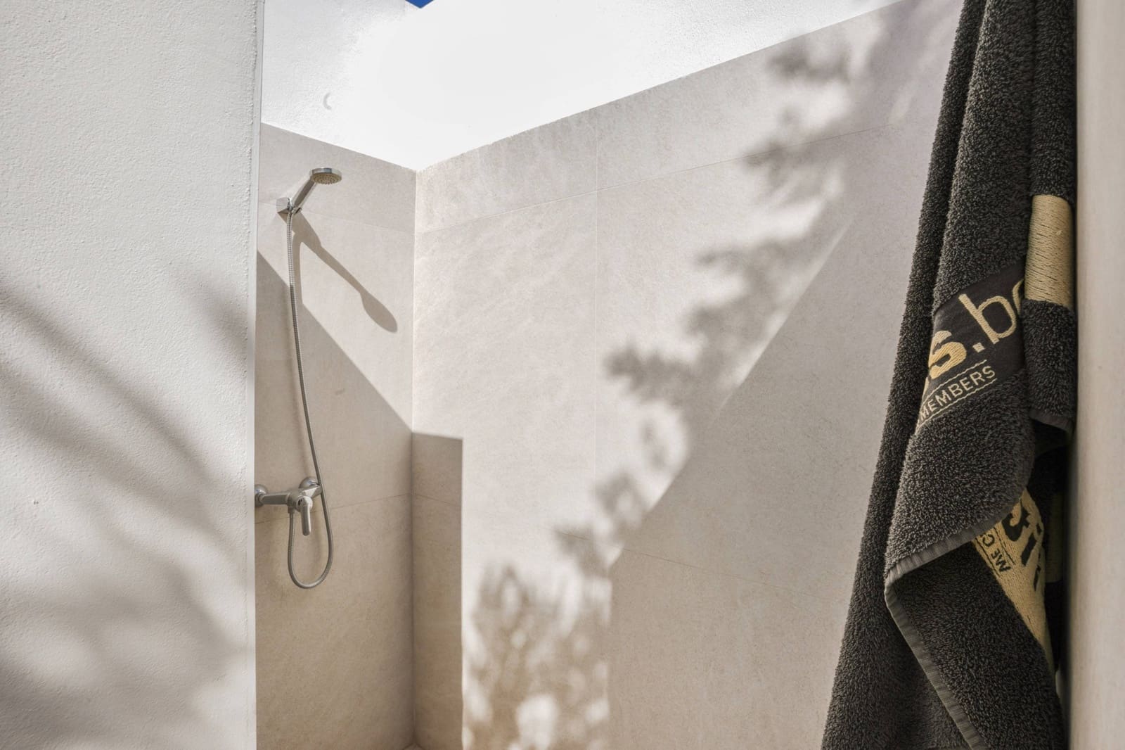 3 bedroom Villa for sale in Denia with pool - € 1,195,000 (Ref: 9732047)