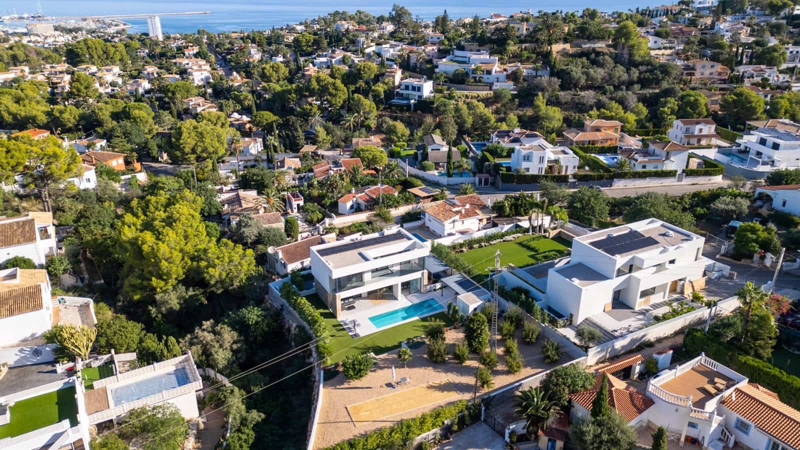 3 bedroom Villa for sale in Denia with pool - € 1,195,000 (Ref: 9732047)