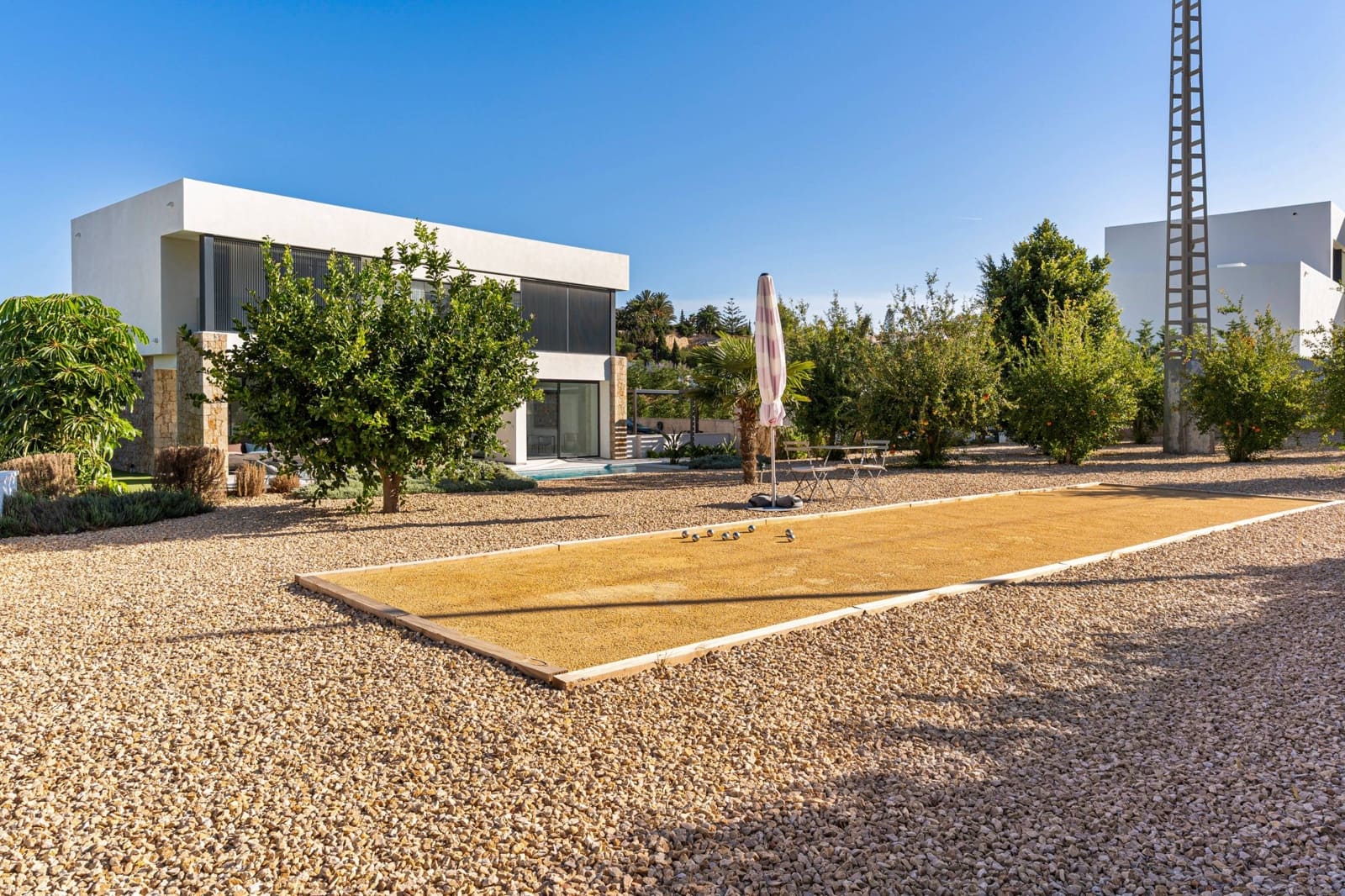 3 bedroom Villa for sale in Denia with pool - € 1,195,000 (Ref: 9732047)