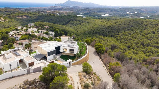 6 Zimmer Villa zu verkaufen in Altea la Vella, Altea mit Pool - 5.595.000 € (Ref: 9732048)