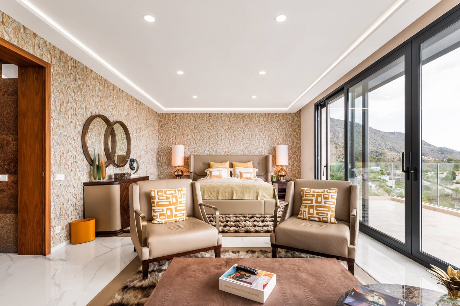 6 bedroom Villa for sale in Altea la Vella with pool - € 5,595,000 (Ref: 9732048)