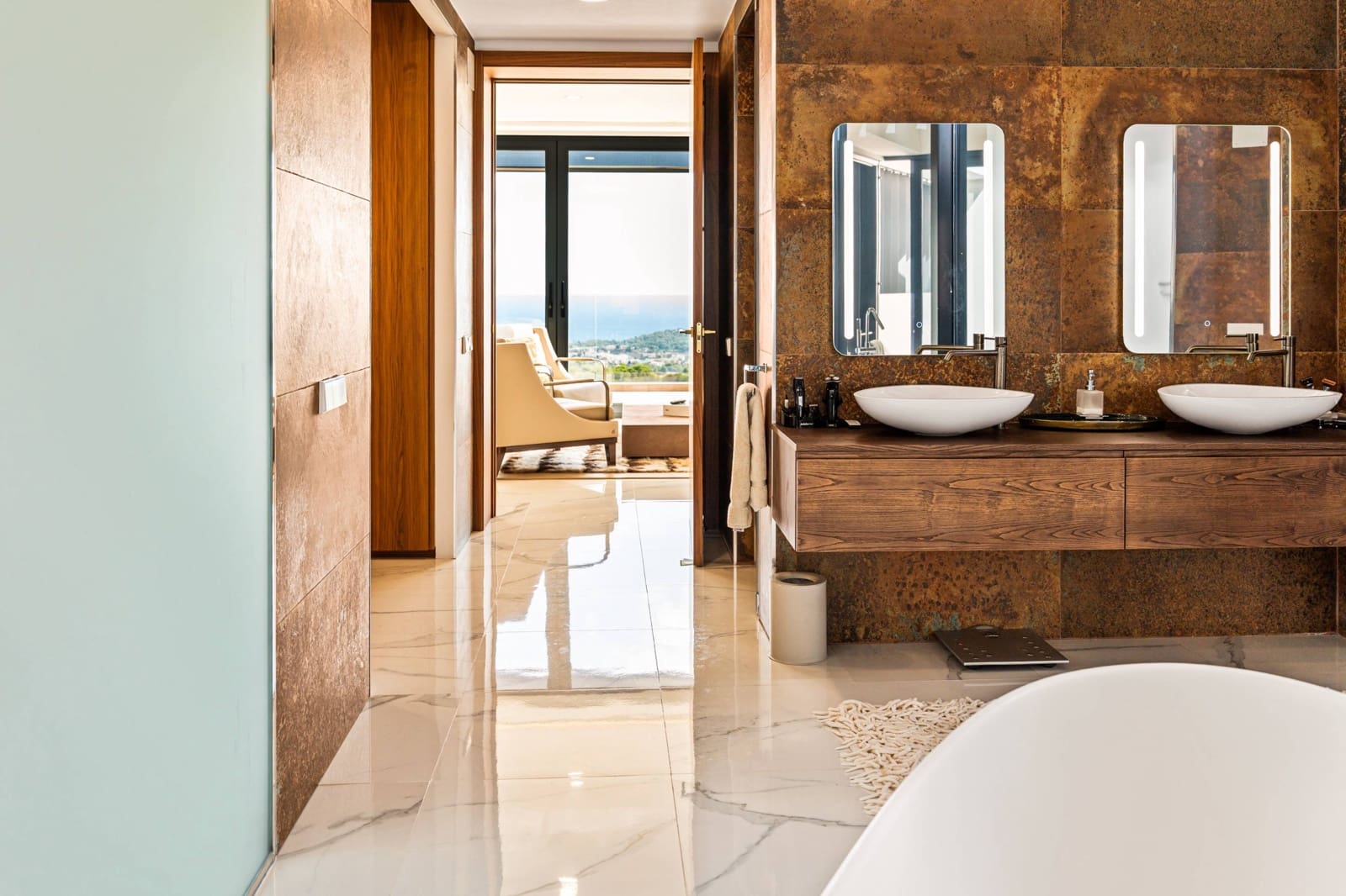 6 bedroom Villa for sale in Altea la Vella with pool - € 5,595,000 (Ref: 9732048)