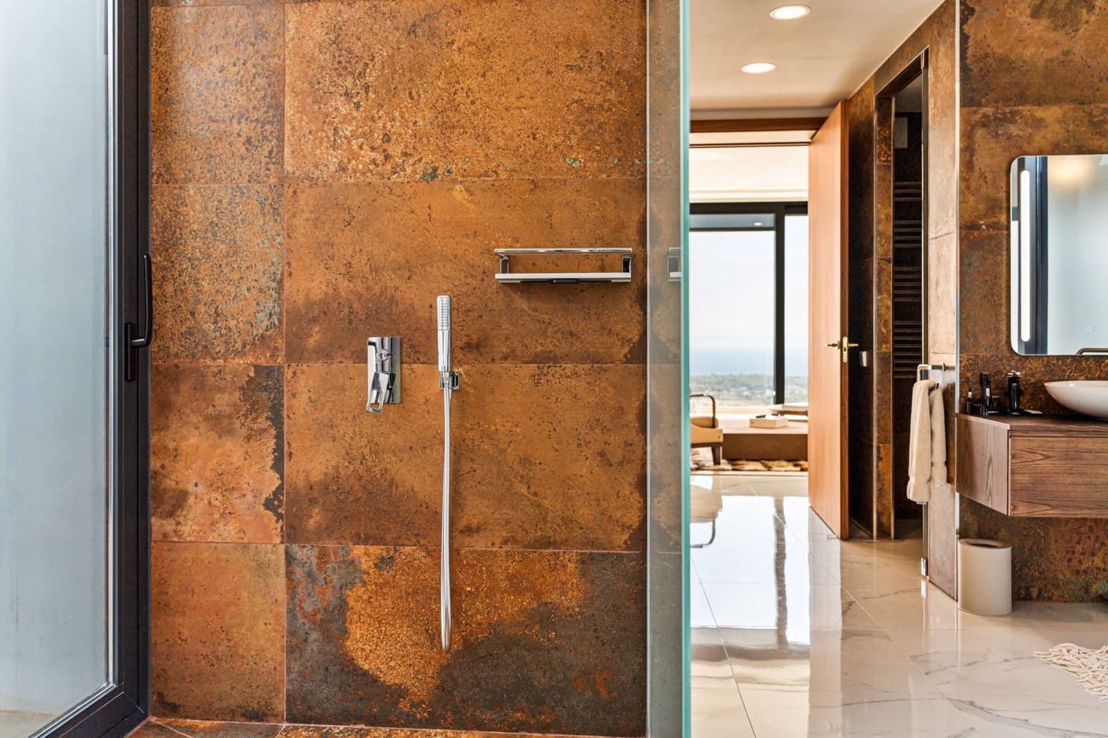 6 bedroom Villa for sale in Altea la Vella with pool - € 5,595,000 (Ref: 9732048)