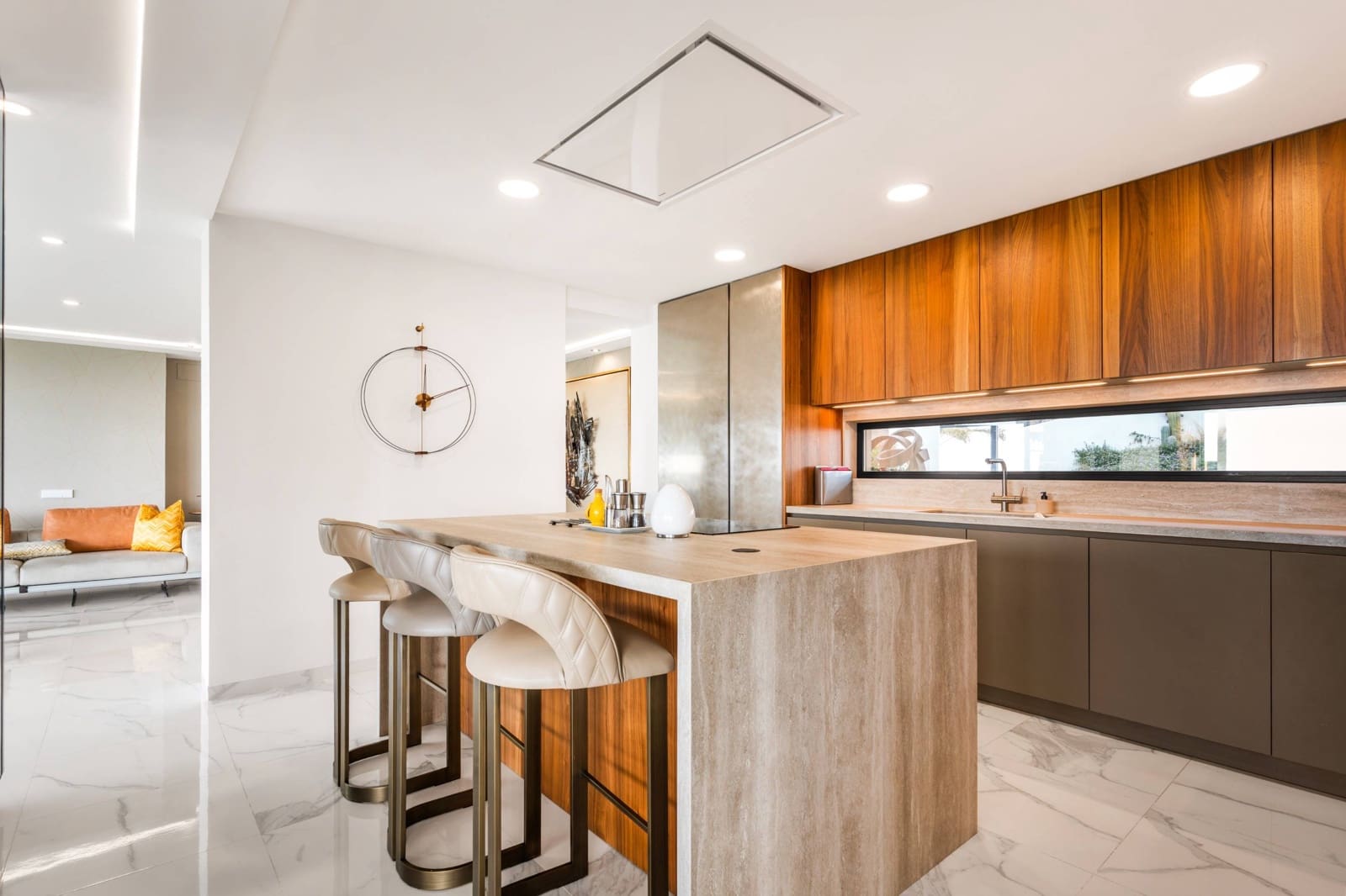 6 bedroom Villa for sale in Altea la Vella with pool - € 5,595,000 (Ref: 9732048)