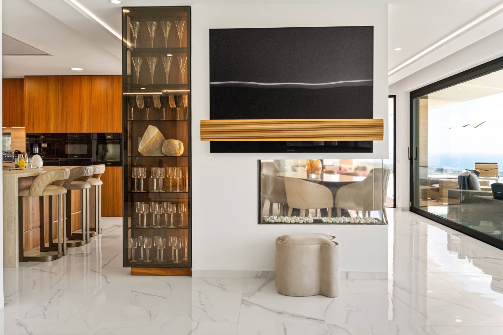 6 bedroom Villa for sale in Altea la Vella with pool - € 5,595,000 (Ref: 9732048)