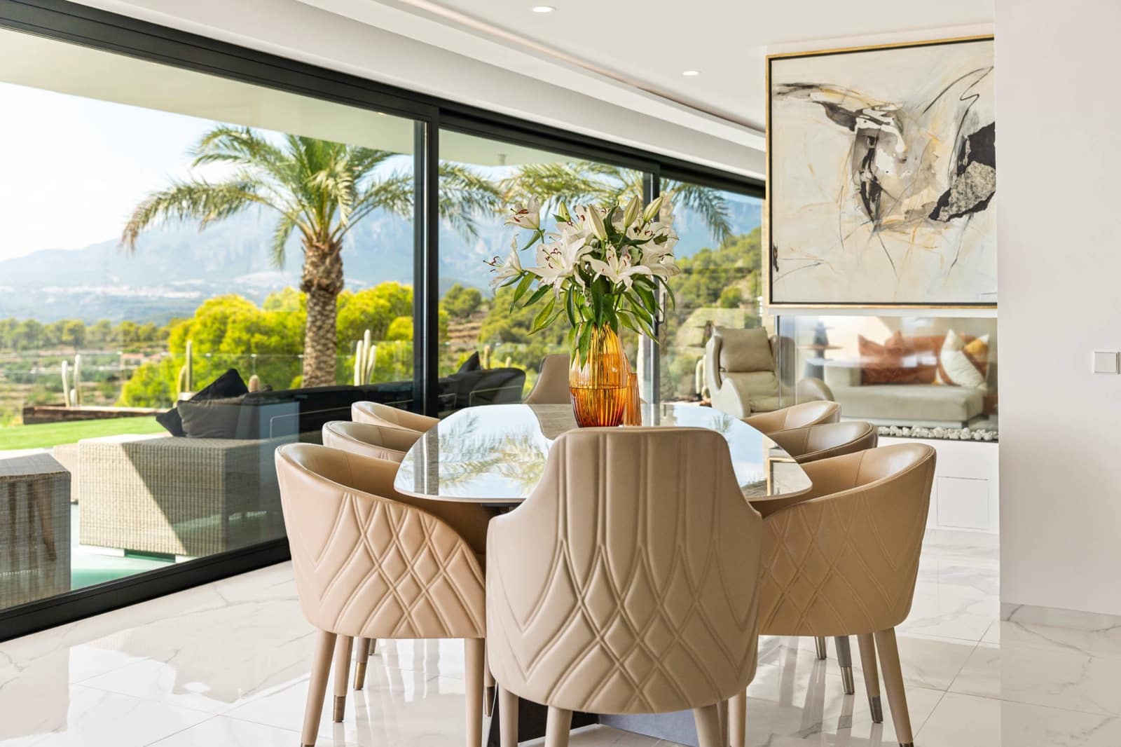 6 bedroom Villa for sale in Altea la Vella with pool - € 5,595,000 (Ref: 9732048)