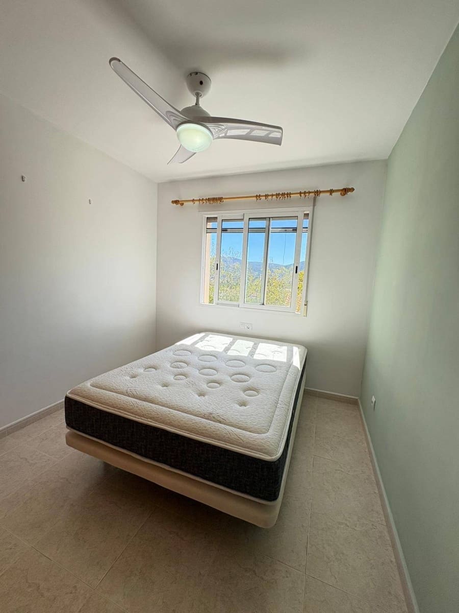 Villa/Maison Mitoyenne de 3 chambres à louer à Alcalali / Alcanali avec piscine - 950 € (Ref: 9738492)