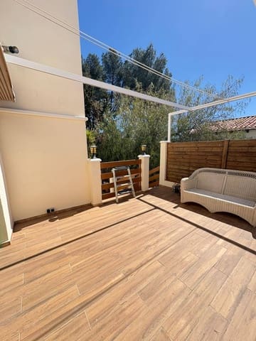 Villa/Maison Mitoyenne de 3 chambres à louer à Alcalalí / Alcanalí avec piscine - 950 € (Ref: 9738492)