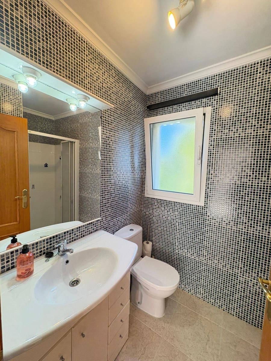 Villa/Maison Mitoyenne de 3 chambres à louer à Alcalali / Alcanali avec piscine - 950 € (Ref: 9738492)